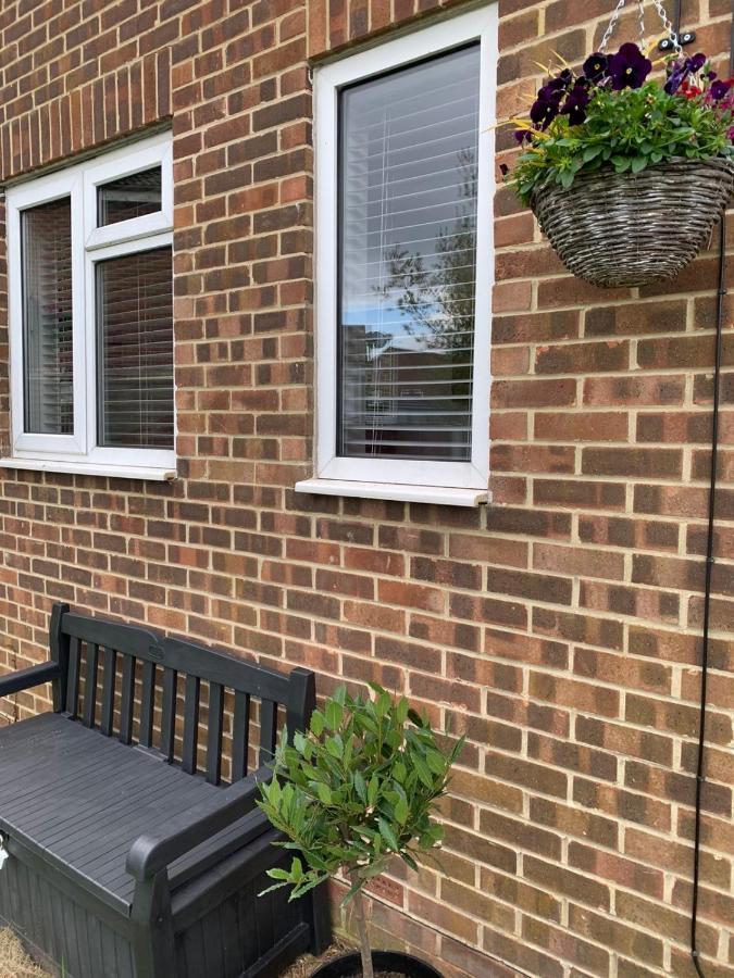 Cosy Studio Apartment Waterlooville Εξωτερικό φωτογραφία